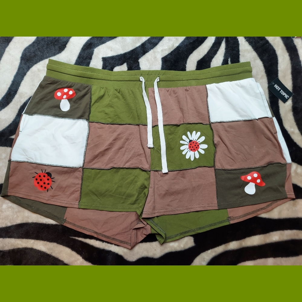 Hot Topic Earthy Patchwork Athletic Shorts